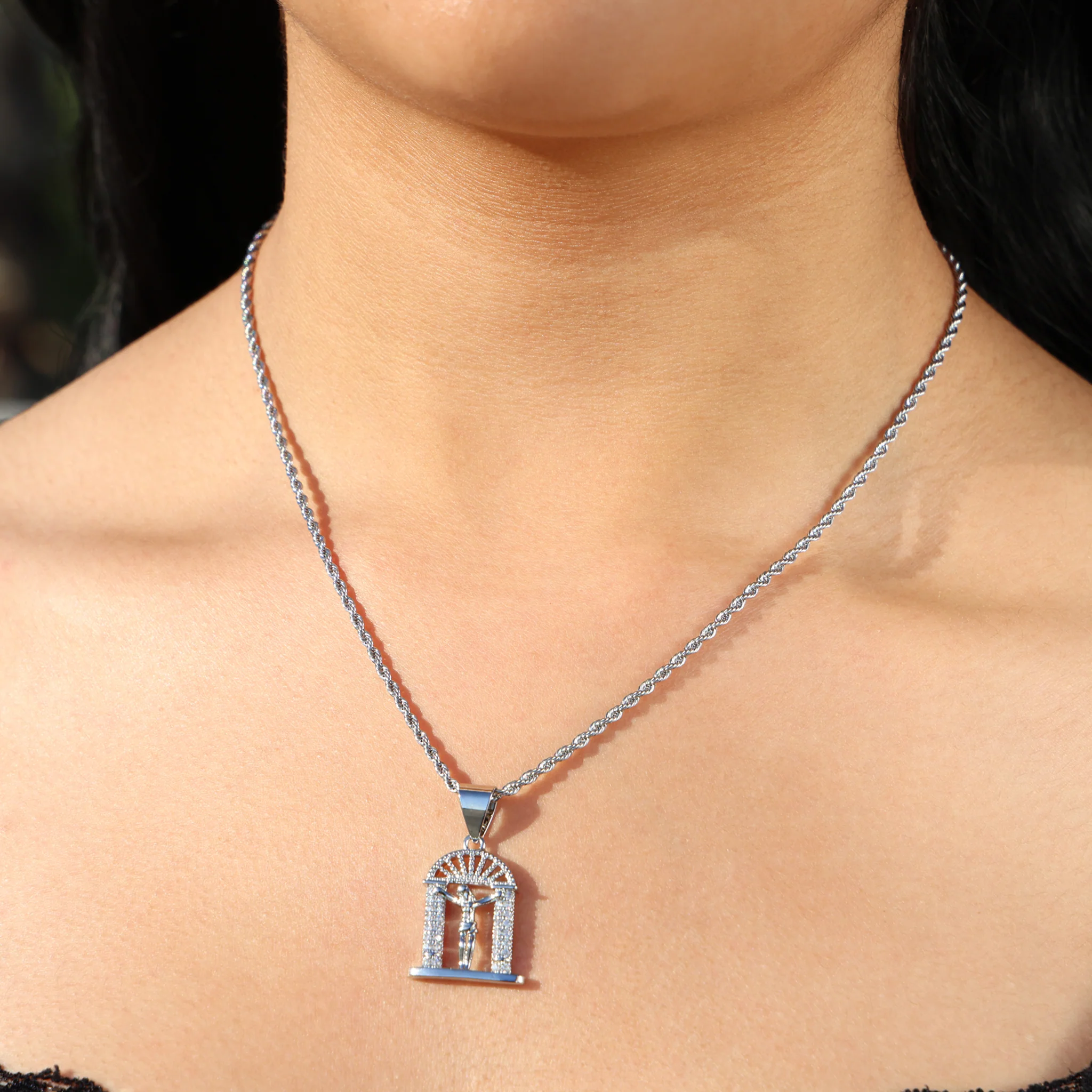 Jesus Temple Necklace - White Gold - Image 2