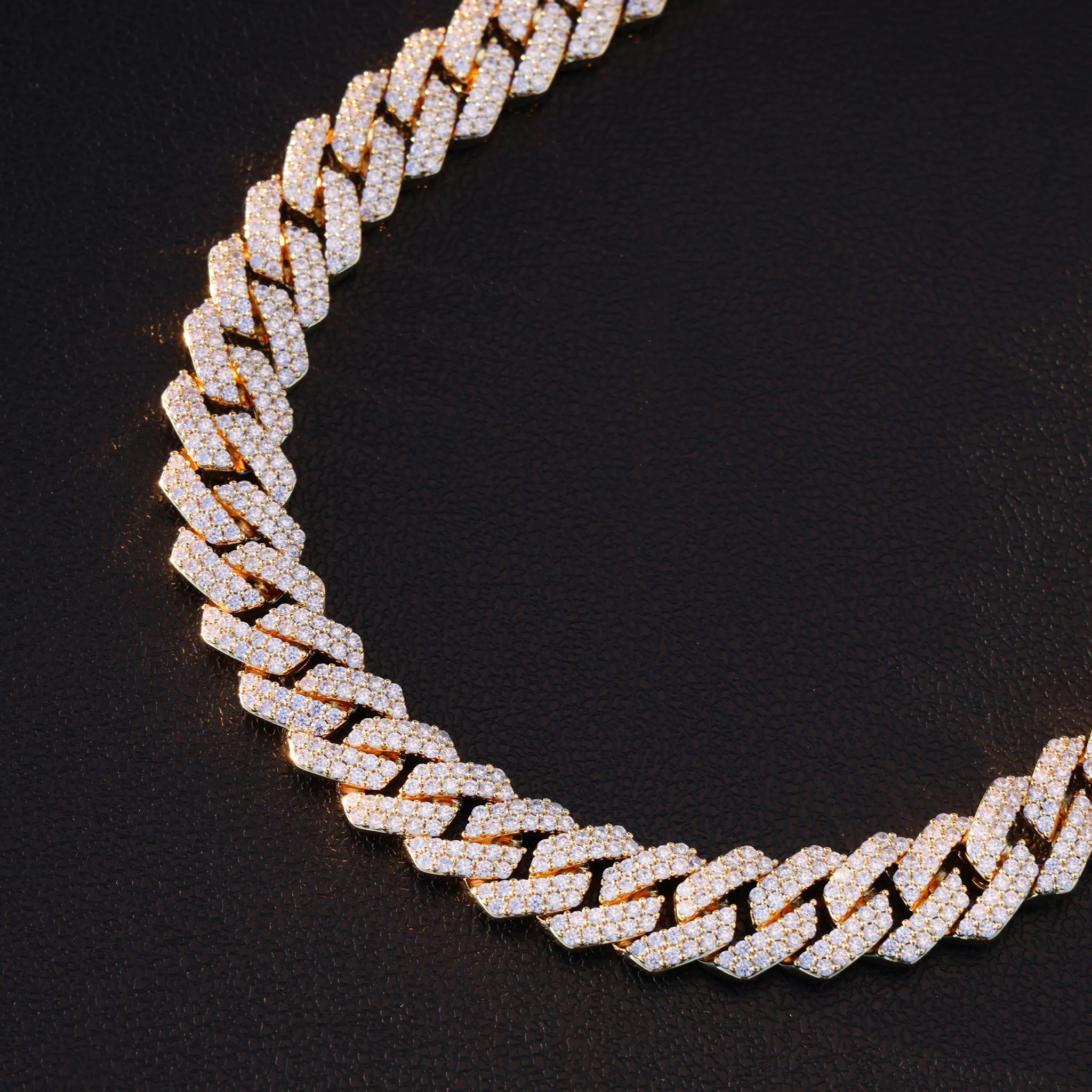 13mm Diamond Prong link Cuban chain - Gold - Image 4