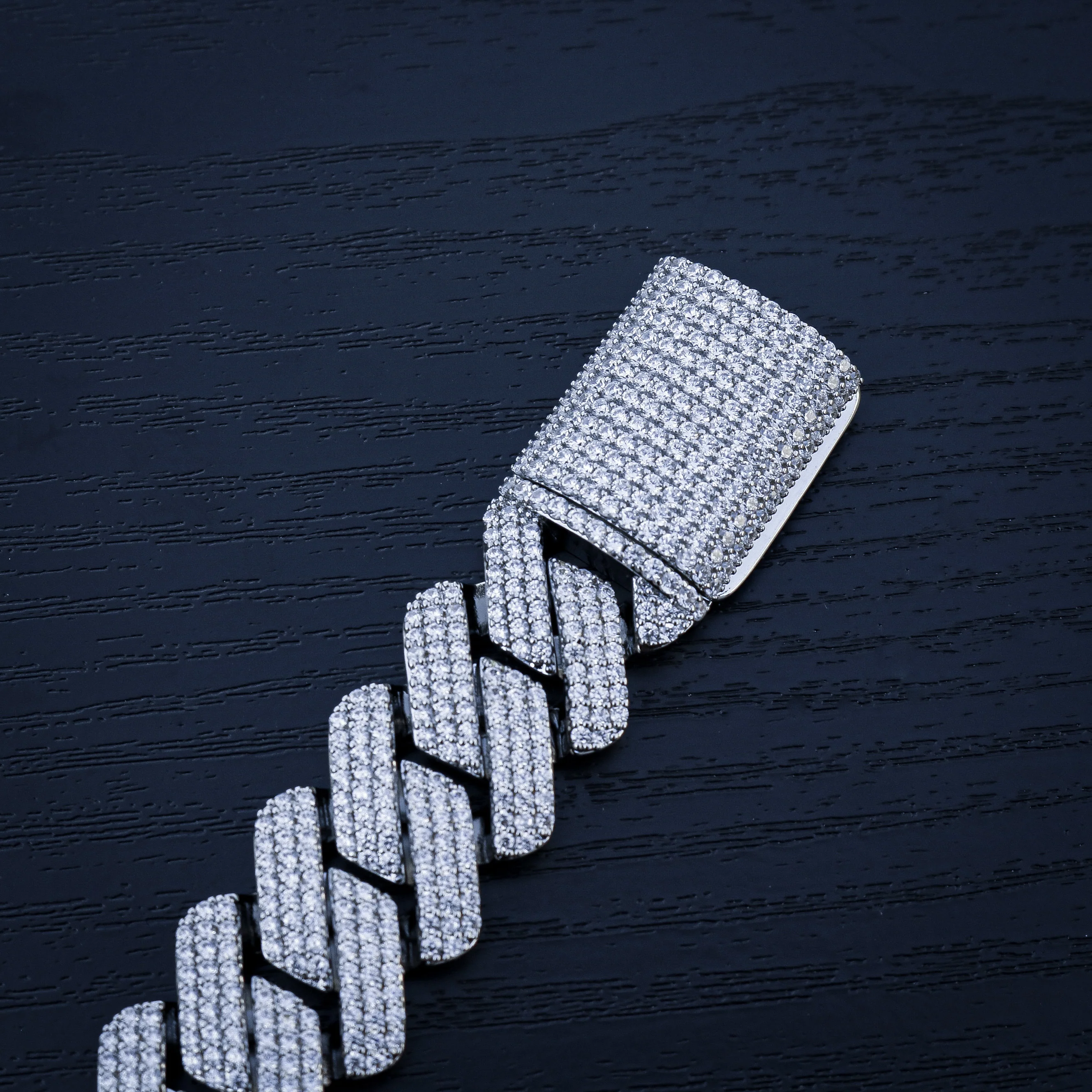 19mm Diamond Prong Link Cuban Bracelet - White Gold - Image 4