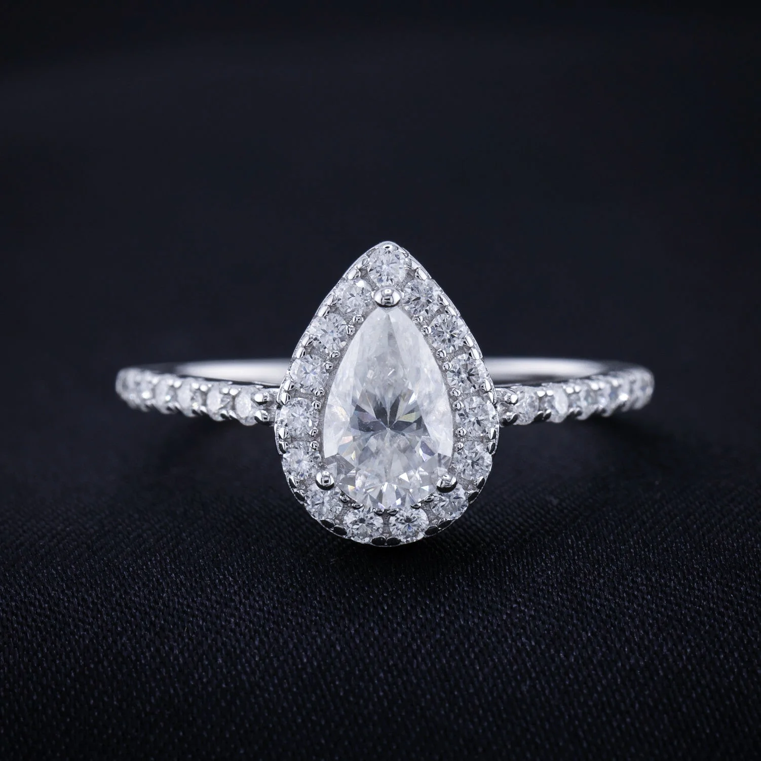 1ct Moissanite Pear Cut Halo Ring - 925 Silver