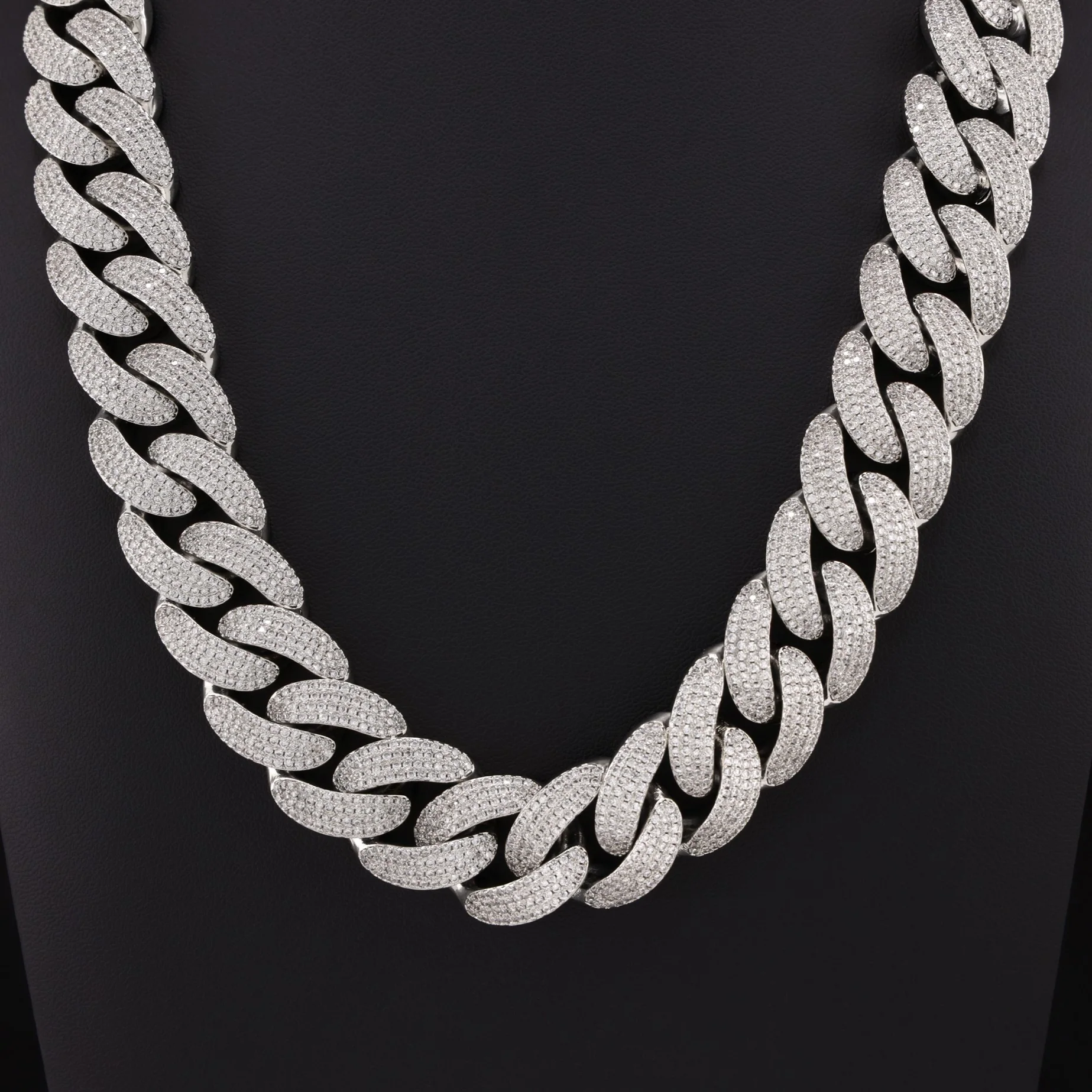 20mm Iced Out Cuban Chain - White Gold - Image 2