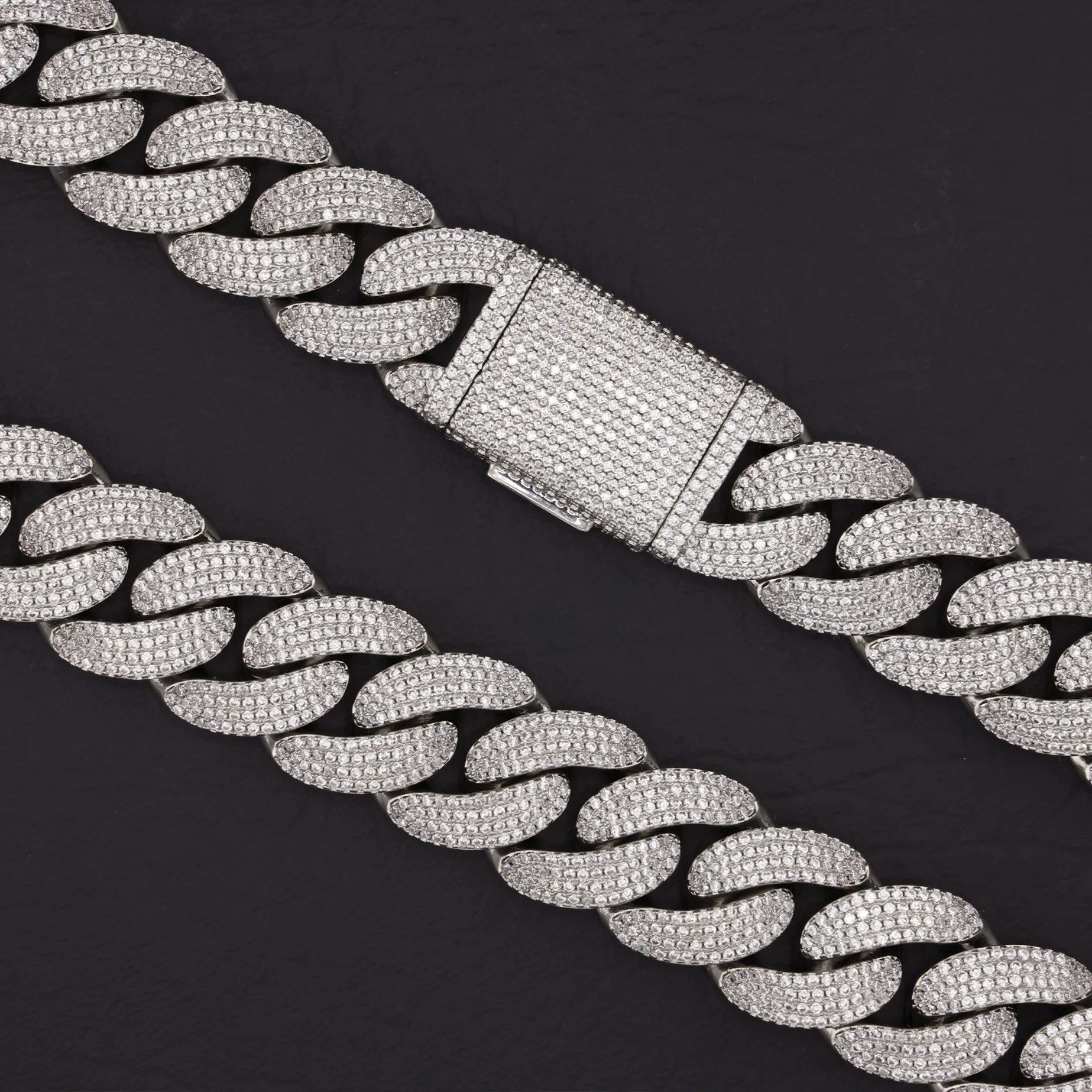 20mm Iced Out Cuban Chain - White Gold - Image 3