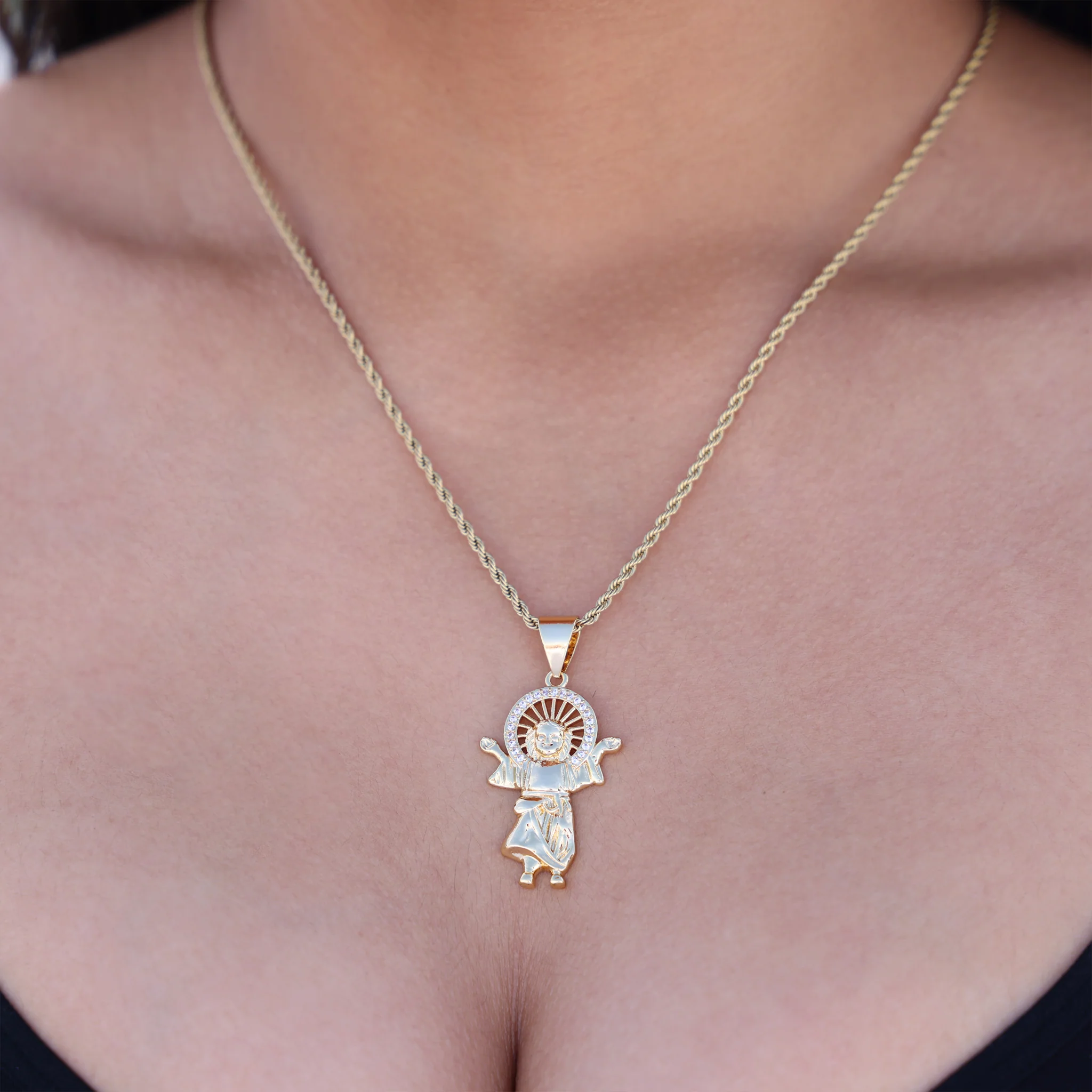 Divino Niño Jesus Necklace - Gold - Image 3