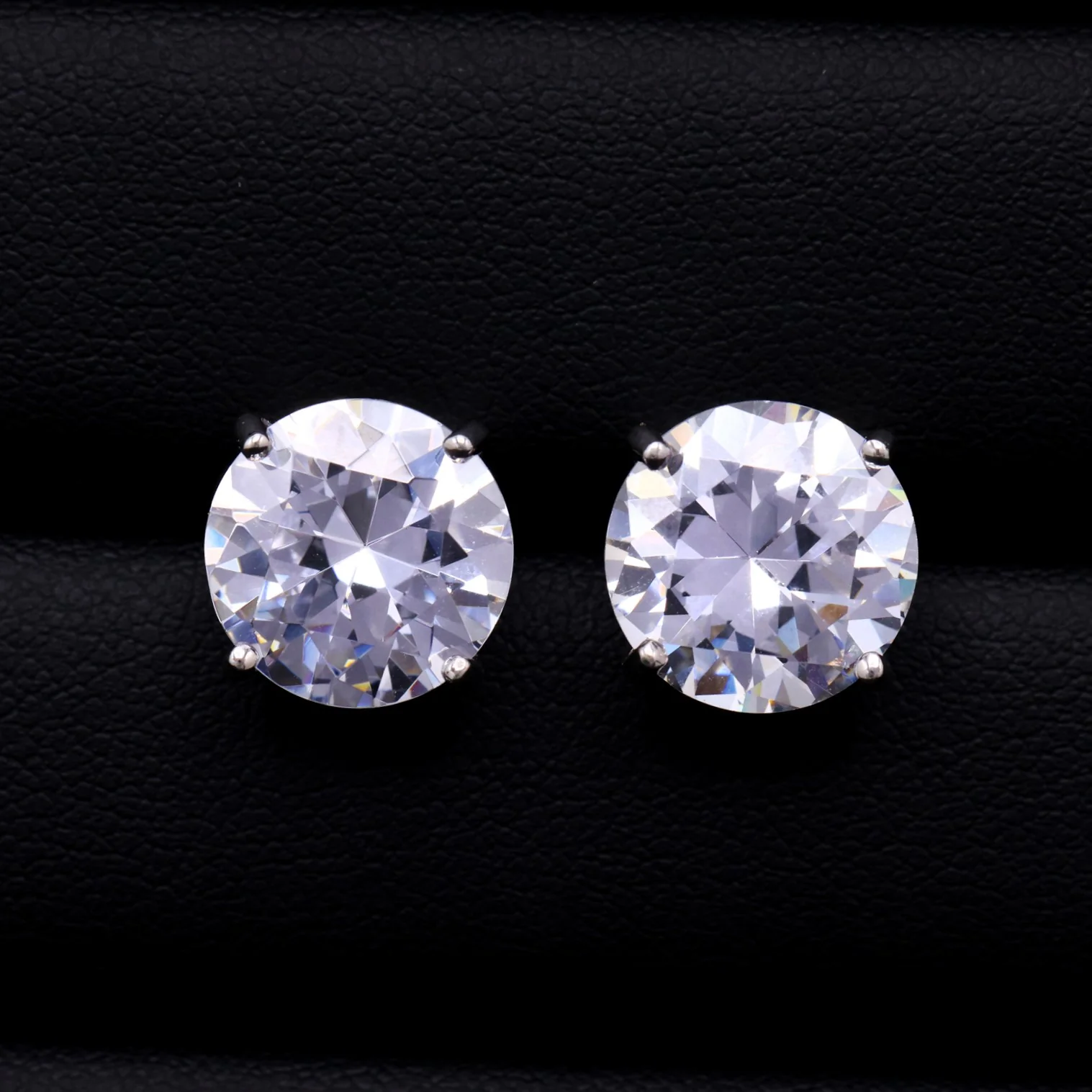 9mm Round Cut Stud Earrings - 925 Silver
