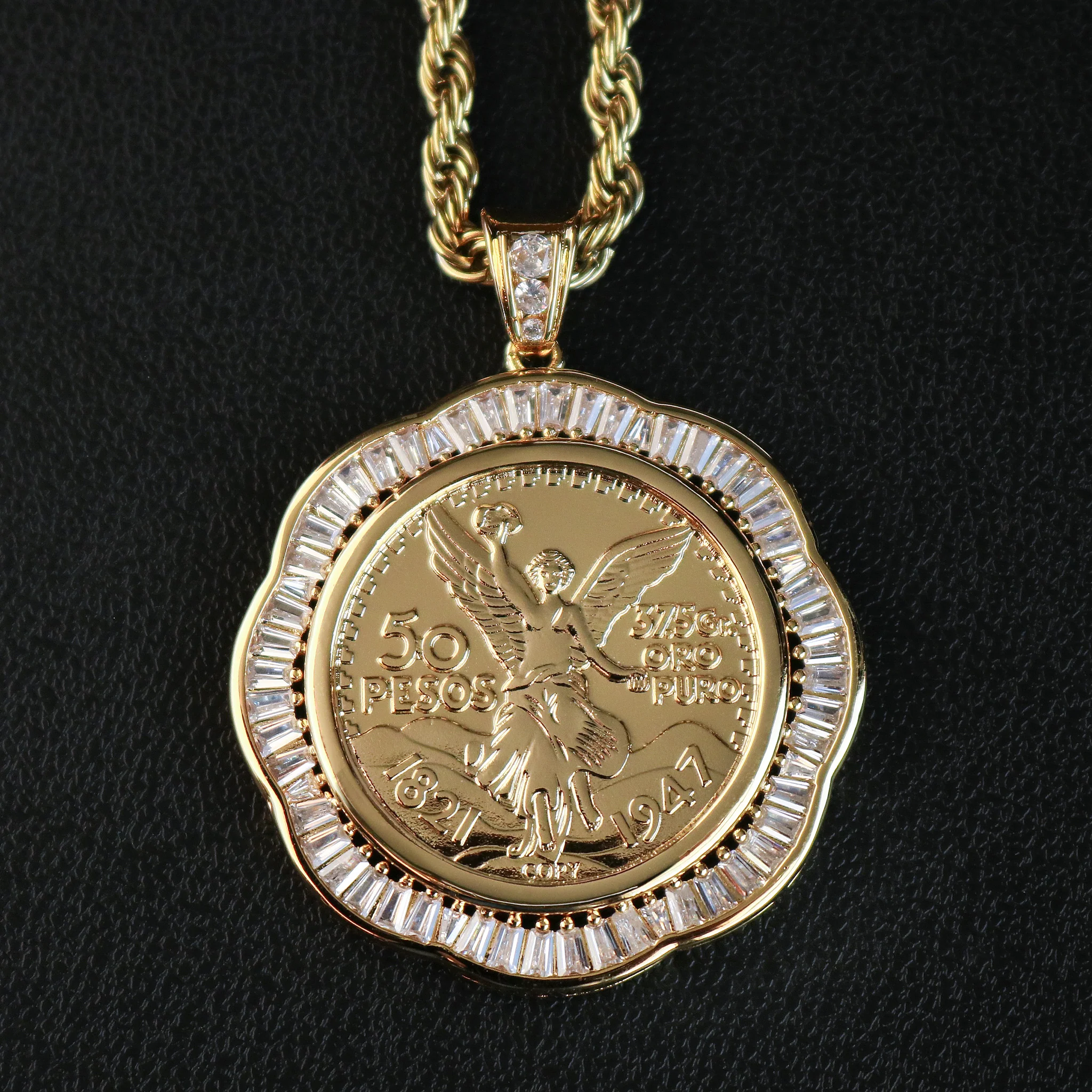 Bubble Baguette Bezel Centenario Pendant - Gold
