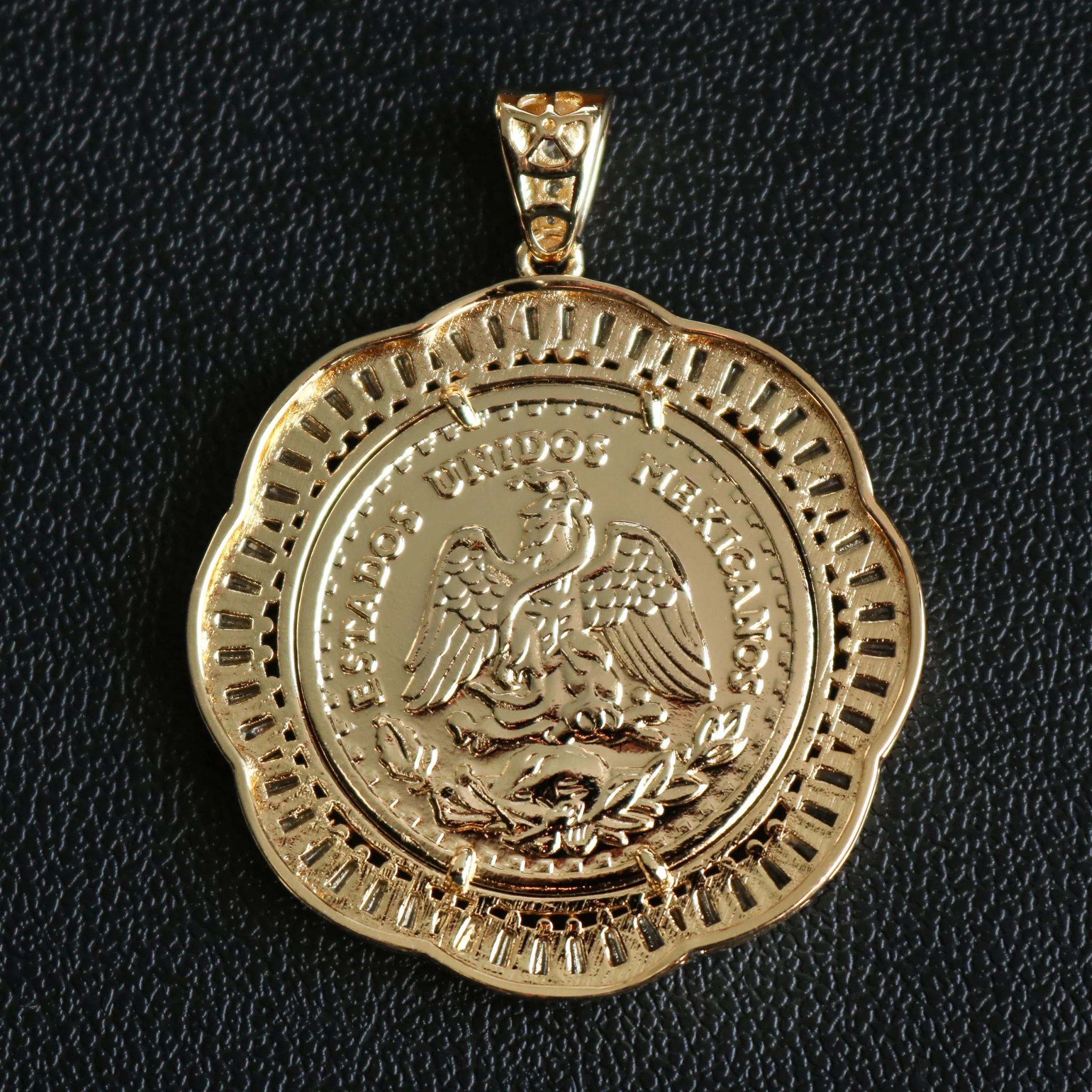 Bubble Baguette Bezel Centenario Pendant - Gold - Image 3