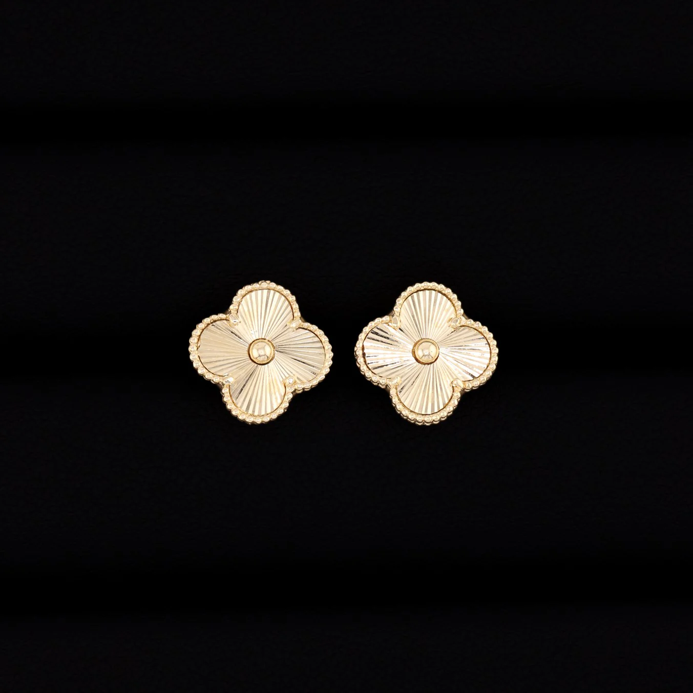 Clover Earrings - 10k Gold