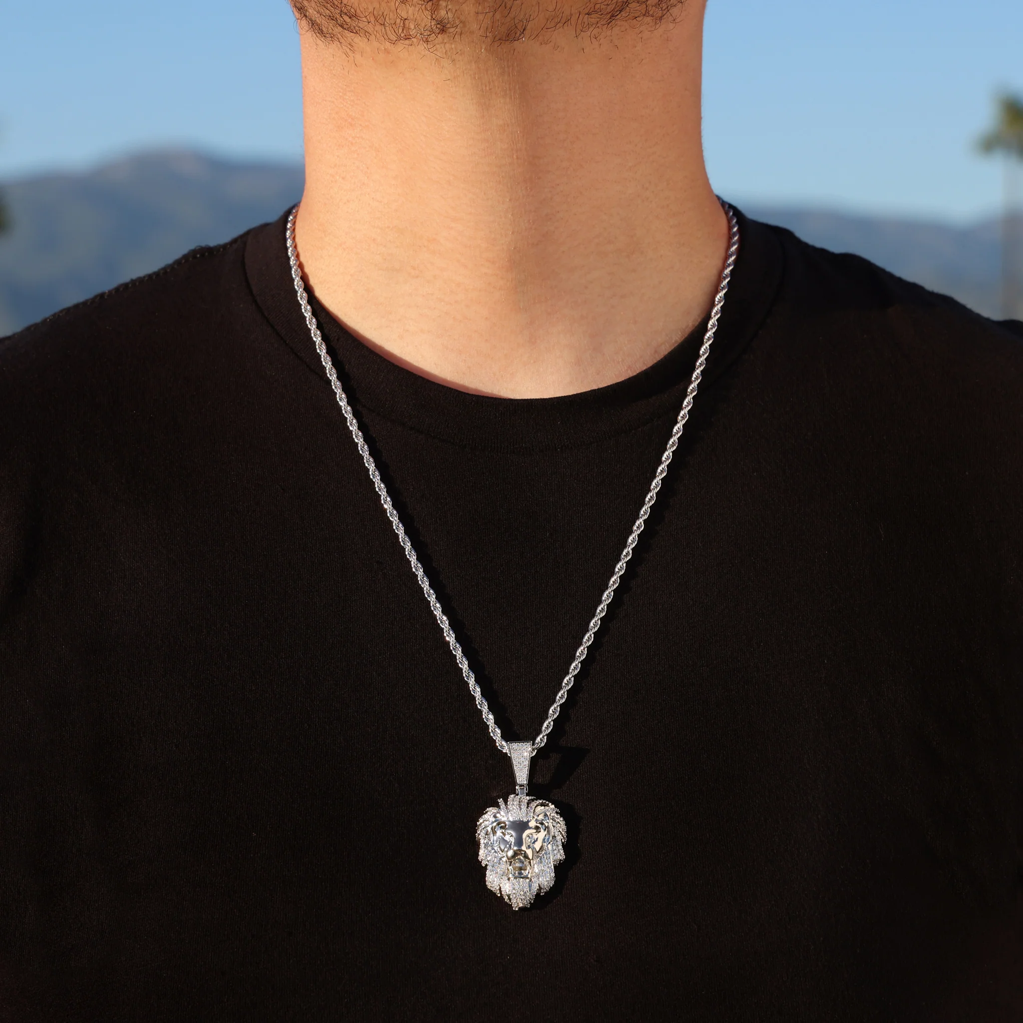 Iced out Lion Pendant - White Gold - Image 2