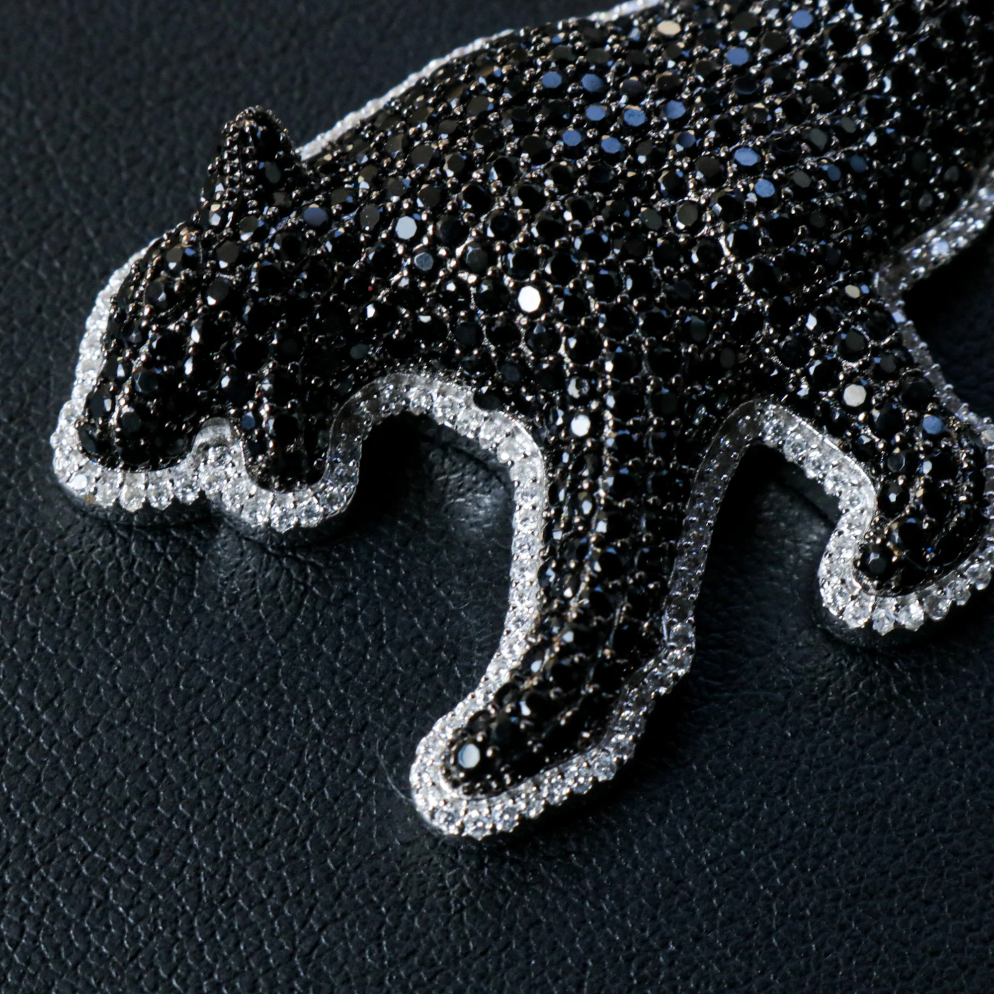 Big Pantera Pendant - 925 Silver - Image 2
