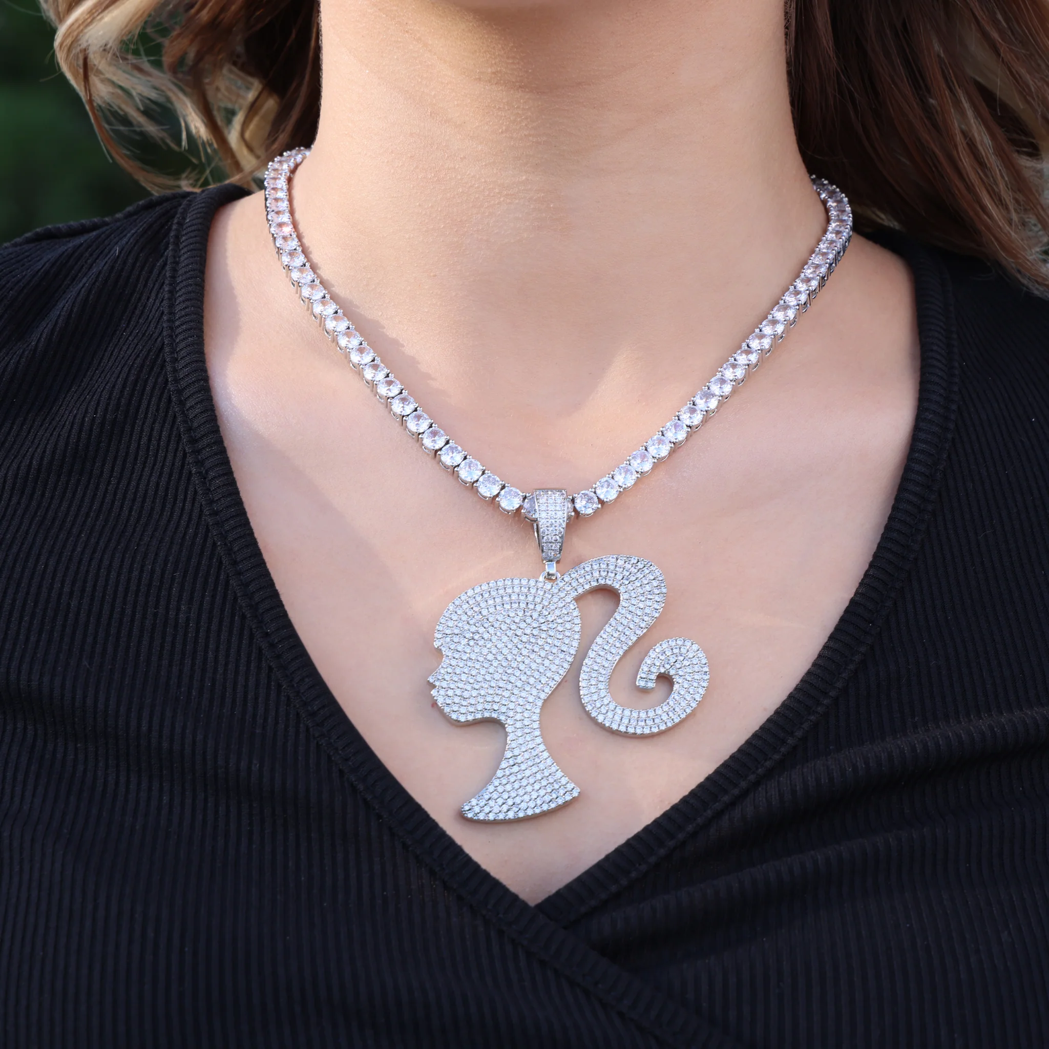 Iced Girl Pendant - White Gold - Image 3