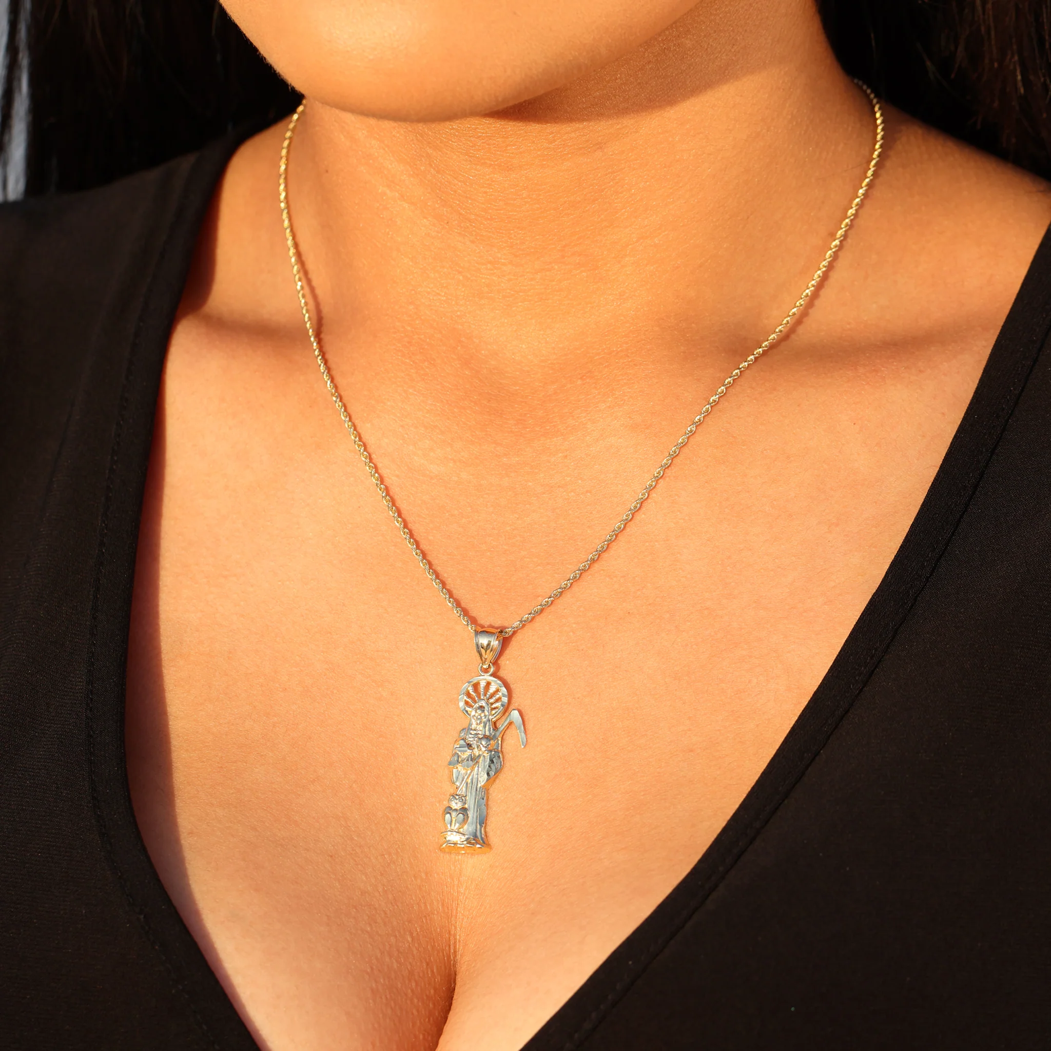 Santa Muerte Pendant - 10k Gold - Image 3